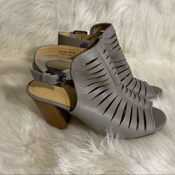 Chinese Laundry Shoes Women’s Size 8.5‎  Heel Buckle Strap Gray Open Toe - Picture 1 of 9